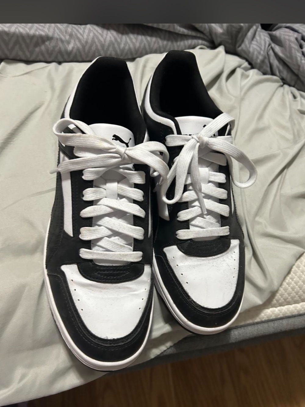 Puma Black and White Men's Low-Top Sneakers